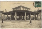 Carte Postale Ancienne Bray  Sur Seine - La Halle - Marché - Bray Sur Seine