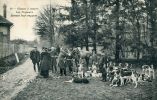 N°15977 - Cpa Rambouillet -chasse à Courre-les Piqueurs Faisant Leur Rapport- - Chasse