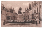 BEAUGENCY -  - Place Du Martroi. Monument Aux Morts Pour La Patie - Beaugency