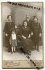 - Photo D´une Famille Bourgeoise Marseillaise -  Photo Louis Cheroz, Sur Carton Très épais Dim : 16.2 X 10.5 Cm. - Non Classés