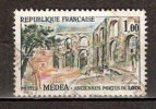 Timbre France Y&T N°1318a (02) Obl.  Médéa (variété : Monument Vert Olive). 1.00 F.  Cote Dallay 20,00 € - Gebraucht