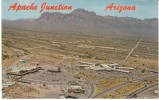 Apache Junction AZ Arizona, Shopping District Gas Station Highway Junction East Of Mesa, C1950s Vintage Postcard - Autres & Non Classés