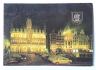 Bruxelles - Une Partie De La Grand Place (voitures) - Brussel Bij Nacht