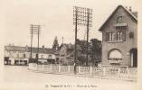 ( CPA 78 )  TRAPPES  /  PLace De La Gare - - Trappes