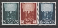 VATICANO - 1942 - PRO PRIGIONIERI  1a Serie Completa Di 3 Valori Nuovi S.t.l - In Buone Condizioni. - Neufs