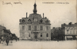 03 - COMMENTRY - CPA -  L'Hôtel De Ville - écrite 1920 - Commentry