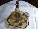 SUPERBE ENSEMBLE DE 6 VERRES CRISTAL AVEC CARAFE (BOUCHON NUMEROTE ) ET PLATEAU CARRE /TRES ANCIEN - Glazen