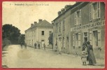 CPA 53 ARGENTRE Mayenne - Route De Laval (Logeur A LA CROIX BLANCHE Guitier Perrier) * N° 6 - Argentre