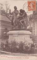 CPA   SAINT JUST EN CHAUSSEE         La STATUE        1932 - Saint Just En Chaussee