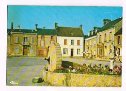 COURTOMER ( Orne )  Place Albert Roger - Courtomer