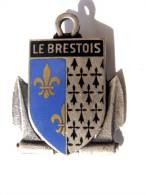 ANCIEN INSIGNE DE LA MARINE NATIONALE LE BRESTOIS DRAGO PARIS ETAT EXCELLENT - Navy