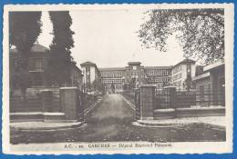 CPSM - HAUTS DE SEINE - GARCHES - HÔPITAL RAYMOND POINCARE - Vue D'ensemble Depuis L'entrée - ABEILLE / AC 22 - Garches