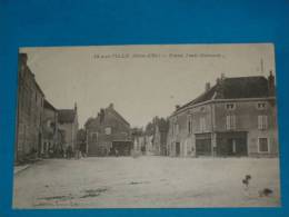 21) Is-sur-tille - Place Jean-durand  - Année  - EDIT - Bardet - Is Sur Tille