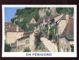 CPM Dordogne Couleurs Et Lumière En Périgord ( Village Non Identifié ) - Aquitaine