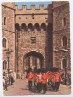 1608.  The Guard Leaving Windsor Castle - Aa '60 - Windsor Castle