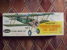 MAQUETTE - AVION - BALSA - AMERICAN THOMAS MORSE S 4 C SCOUT - AVION D´ENTRAINEMENT PREMIERE GUERRE MONDIALE - GUILLOW´S - Flugzeuge