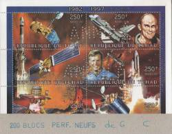 Tchad 1997 Y&T 741/6. Histoire De La Conquête Spatiale. Bloc Dentelé Perforé "annulé" Collé Sur Carton Par L'imprimeur - Africa