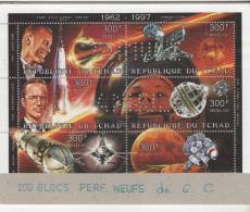 Tchad 1997 Y&T 747/52. Histoire De La Conquête Spatiale. Bloc Dentelé Perforé "annulé" Collé Sur Carton Par L´imprimeur - Africa