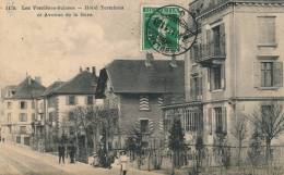 SUISSE - LES VERRIERES SUISSES- Hôtel Terminus Et Avenue De La Gare - Les Verrières