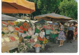 CPM Nice Le Marché Aux Fleurs Dos Marque Postal Villeneuve Loubet 1967 - Markets, Festivals