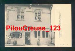 57 Moselle - VIC - " Les Lorraines Aux Fenêtres De La Vieille Monnaie " - Vic Sur Seille