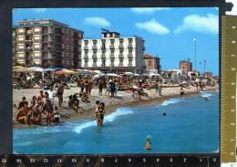 D1287 Fano (Pesaro - Urbino) - Spiaggia Di Levante /  Viaggiata 1967 - Fano