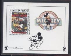 Lot 35 - B8	Bhoutan **  Bloc 167 - Mickey - Bhutan