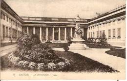 80-AMIENS-LA BIBLIOTHEQUE-LIBRARY-STATUE FREDERIC PETIT ET LA LECON DE LECTURE - Bibliotheken