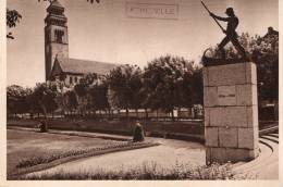 Khel L'Eglise Catholique Et Monument Des Pionniers - Kehl