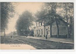 77 )) FONTENAY TRESIGNY    La Gare De L'Est   Vue Intérieure - Fontenay Tresigny