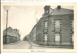 91 - MILLY  -  Route De Paris  - Petite Animation - - Milly La Foret