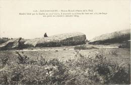 LOCMARIAQUER MEN-ER-KROECK PIERRE DE LA FEE DOLMEN BRISE PAR LA FOUDRE MONUMENTS MEGALITHIQUES MORBIHAN - Locmariaquer