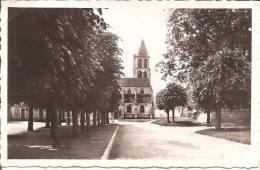 PRECY SUR OISE .. LA GRANDE PLACE - Précy-sur-Oise