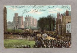 34772    Regno  Unito,   Windsor   Castle  -  The  King  At  Windsor,  VG  1906 - Windsor Castle