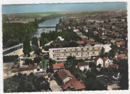 CPSM COLORISEE EN AVION AU DESSUS DE... LE PECQ, JOLI CLICHE, VUE AERIENNE SUR " LE GROUPE SIMPRIN ", YVELINES 78 - Le Pecq