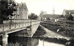 Depts  Divers- Cotes D Armor - Ref E382- Gouarec - Le Doré Au Pont  - - Gouarec