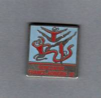 Pin´s  Sport  Gymnastique  Rencontre  FRANCE - HONGRIE  En  1992 - Gymnastique