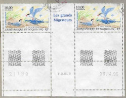 Saint-Pierre Et Miquelon : Oiseau : Le Sterne Arctitique (mère Nourissant Un Petit) : Sterna Paradisaea - - Gebraucht
