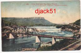 Table Rock And Ray Dam, Oregon - Mt PITT IN DISTANCE. ROAD OF THOUSAND WONDERS - Andere & Zonder Classificatie