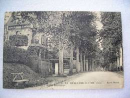 CPA 61 LE  MESLE SUR SARTHE -   Route Neuve - Maison Bourgoise Vers Alençon - Le Mêle-sur-Sarthe