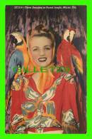 MIAMI, FL - THREE BEAUTIES IN PARROT JUNGLE - PIN-UPS -  GULF STREAM CARD - - Miami