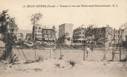 BRAY DUNES - Tennis Et Vue Sur Boulevard International (animation) - Bruay Sur Escaut