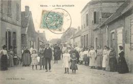 VERON LA RUE PRINCIPALE - Veron