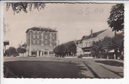 CONFLANS SAINTE HONORINE 78 - Place De La Gare - CPSM Dentelées PF (1950) N° 13 - Yvelines - Conflans Saint Honorine