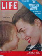 Magazine LIFE - JANUARY 21 , 1957 - INTER. ED. -  Publicités Voitures CHRYSLER CORPORATION - PEPSI-COLA  (3048) - Novità/ Affari In Corso