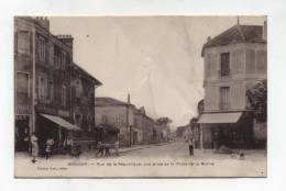 CPA  93 : BOBIGNY   Rue De La République    VOIR  DESCRIPTIF §§ - Bobigny