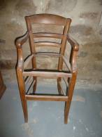 Rare Chaise De Nourisson (bébé) En Merisier   (à Prendre Sur Place) - Sonstige & Ohne Zuordnung