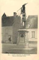 Nievre -ref 512-saint Pierre Le Moutier -st Pierre Le Moutier - Statue De Jeanne D Arc  - Carte Bon Etat  - - Saint Pierre Le Moutier