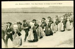 CPA. Environs D'AURAY. Trois Noces Réunies. Le Cortège à La Sortie De L'Église. - Marriages