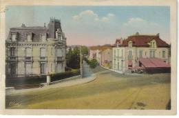 CPSM ARCHES (Vosges) - Rue De La Gare - Arches